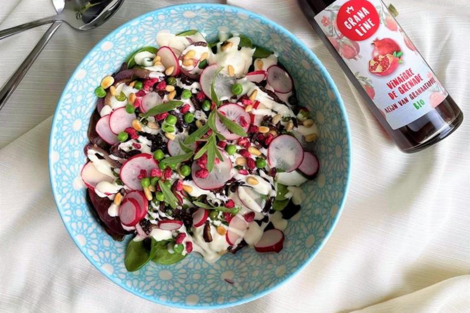 Recette de salade d'hiver, légumes poêlés, vinaigrette au yaourt et vinaigre de grenade Granaline BIO